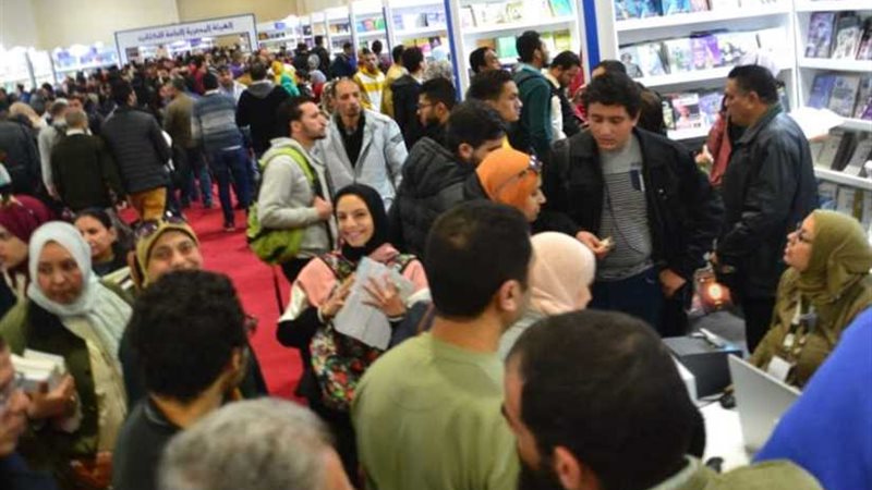 إقبال كبير على كتب