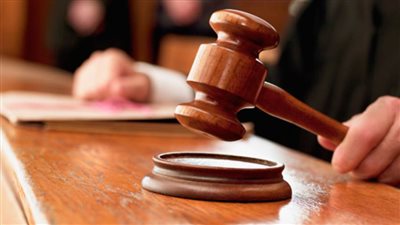 محكمة يمنية تبدأ محاكمة قادة الانقلاب على المؤسسات الدستورية