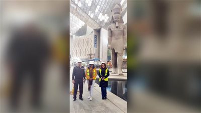 حفيدة نيلسون مانديلا تعرب عن انبهارها بالمتحف المصري الكبير