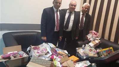 إحباط تهريب أدوات تجميل بمطار القاهرة 