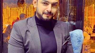 الفنان أحمد عزت يقابل عمر في مسلسل 