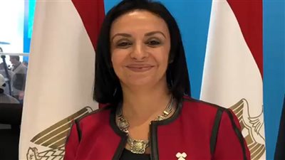 (قومي المرأة): طبيبات وممرضات مصر يخضن حربا ضروسا ضد وباء جائح