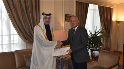 الجامعة العربية تتسلم أوراق اعتماد سفير البحرين الجديد