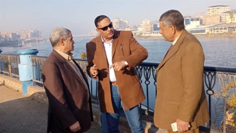 جانب من جولة المحافظ