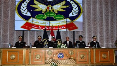 طلبة الكلية البحرية في زيارة لأكاديمية الشرطة