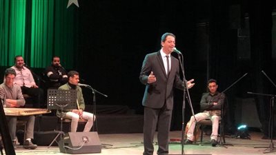 علي الهلباوي يشعل مسرح دار أوبرا دمنهور
