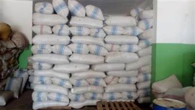 ضبط أقطان مجهولة المصدر بمصنع بالإسكندرية