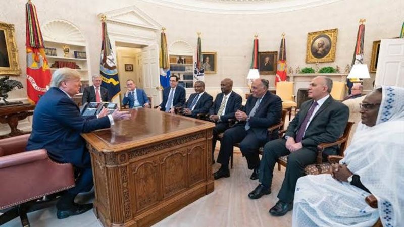 جانب من اجتماعات