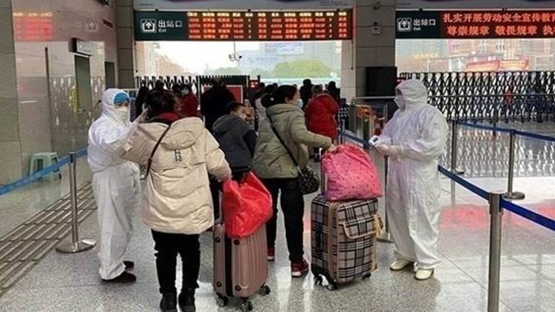 روسيا تجلى رعاياها