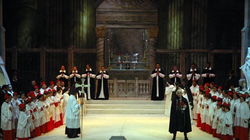 عرض مسرحي بمعرض القاهرة