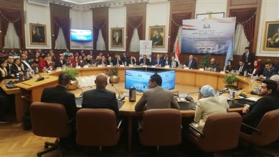 محافظ القاهرة: معارض إضافية لمنتجات الشباب