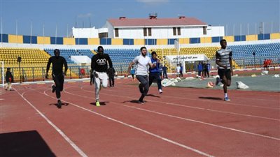 بدء مسابقات ألعاب القوى للملتقى الرياضي الأول للوافدين بجامعة القناة