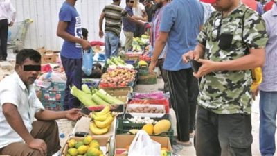 الأسواق العشوائية تنتشر فى العاصمة القطرية 