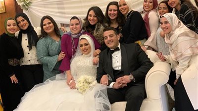 إيهاب وهبة يحتفلان بزفافهما بمسجد المشير