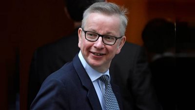 وزير البيئة البريطاني يعزل نفسه بعد ظهور أعراض كورونا على أحد أقاربه