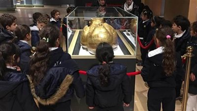 التلامذة في المتاحف 