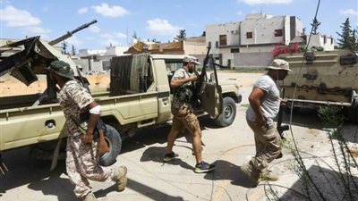 قتلى بين ميليشيات مصراته في بوقرين.. وتجدد الاشتباكات بطرابلس