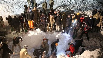 ارتفاع حصيلة قتلى الانهيار الثلجي فى تركيا إلى 21 شخصا