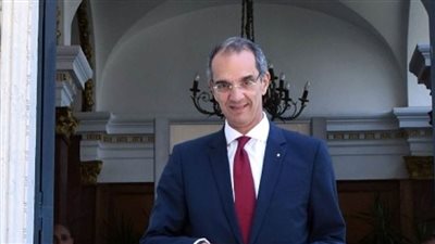 وزير الاتصالات يتفقد عدة مشروعات بالدقهلية