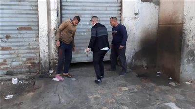 تحرير محاضر بيئية وغلق وتشميع 10 محلات بكفر الدوار