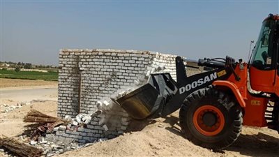 إزالة 13 حالة تعدٍ بمركزي الفشن وإهناسيا