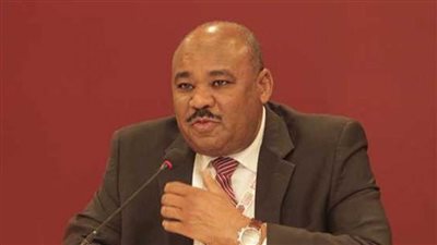 وزير المالية السوداني يبحث مع السفير الكويتي التعاون الاقتصادي 