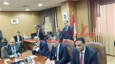 وزير الاتصالات يبحث إنشاء مركز للذكاء الاصطناعي بجامعة المنصورة