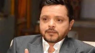 عاجل.. بلاغ ضد محمد هنيدي لسخريته  من قرار مد حظر التجوال