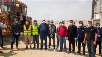 وزير الإسكان: تجهيز مركز طبي ميداني لتوفير الرعاية الطبية للعاملين بمواقع العمل بالعبور الجديدة