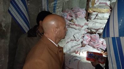 بالصور .. وكيل وزارة الصحة بالشرقية يترأس حملة على المنشآت الغذائية