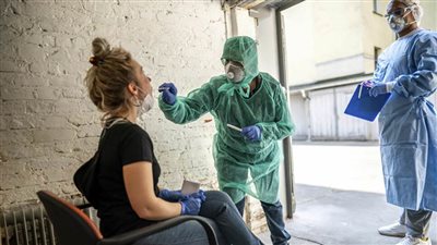 دراسة: فيروس كورونا يهاجم جهاز المناعة على طريقة الإيدز