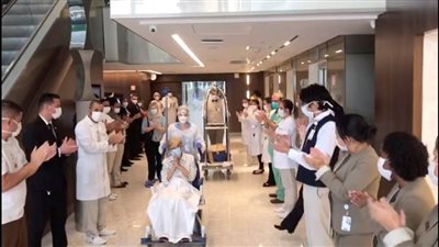 معمّرة برازيلية تدحر كورونا رغم عامها الـ97