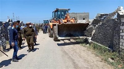 إزالة  22 حالة تعدٍّ علي الأراضي الزراعية بكفر الشيخ  