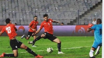 لاعب الأهلي يطالب بتوخي الحذر لتخطي أزمة كورونا