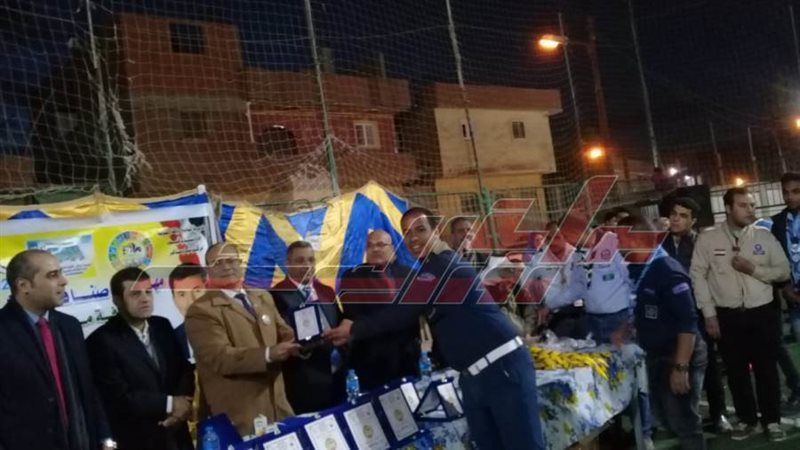 جانب من التكريم