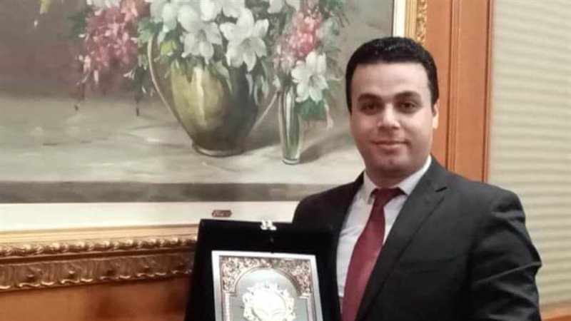 الدكتور محمد الحسيني