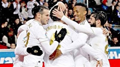  ريال مدريد يكتسح أوساسونا برباعية وينفرد بصدارة الدوري الإسباني