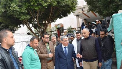 محافظ المنيا يتابع أعمال تطوير مستشفى التأمين الصحي