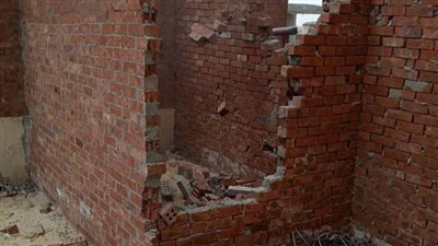 إزالة 3 مخالفات بناء بالحي الخامس بالشيخ زايد