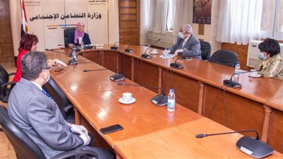 عاجل.. وزيرة التضامن تستقبل وفد المستثمرات العربيات