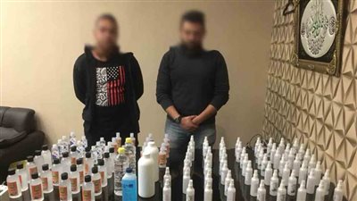 عاجل.. القبض على 3 متهمين بالجيزة والإسكندرية عرضوا كحول مجهول المصدر على 