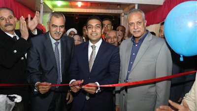 نائب محافظ قنا يفتتح معرض ديارنا 