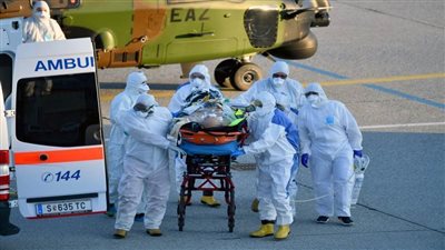 عسكريون مصابون بفيروس كورونا على حاملة الطائرات الفرنسية شارل ديجول 