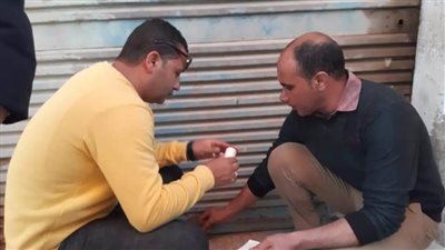 عاجل.. تشميع 12 محلا ومقهى بكفر الدوار