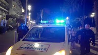 فرنسا: الشرطة تعلن تصفية رجل هاجم أفرادها بسكين شمالي باريس