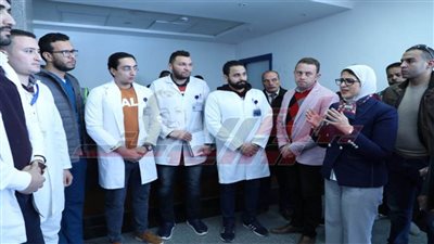 وزيرة الصحة تتفقد مستشفى أبورديس وتوجه بتوفير علاج لمريضين 
