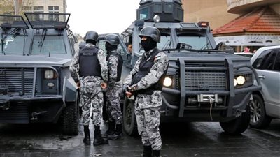 فرحة الخروج من السجن موت السجين 