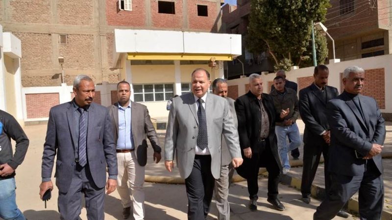 محافظ أسيوط يتفقد