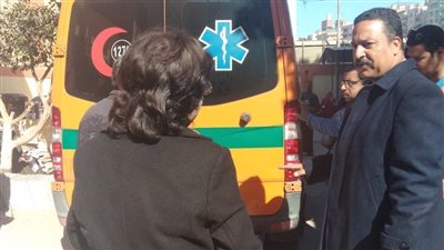 محافظ أسيوط يوفر سيارة إسعاف لنقل مريض للكومسيون