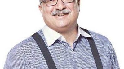 الكاتب إبراهيم عيسى يناقش 